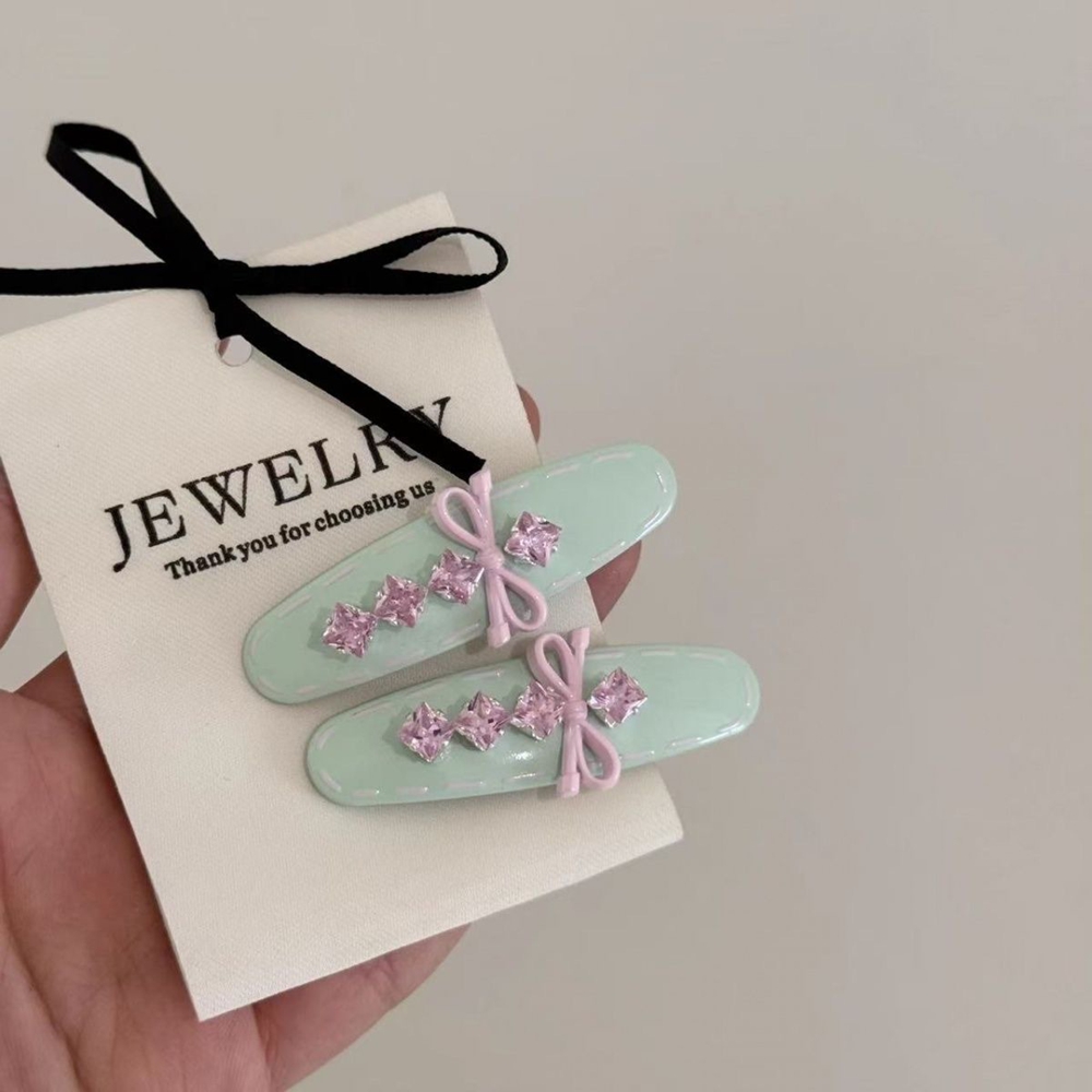 Nuova Tendenza 2026: Fermaglio - Ribbon Bow Gift recensione e prezzo